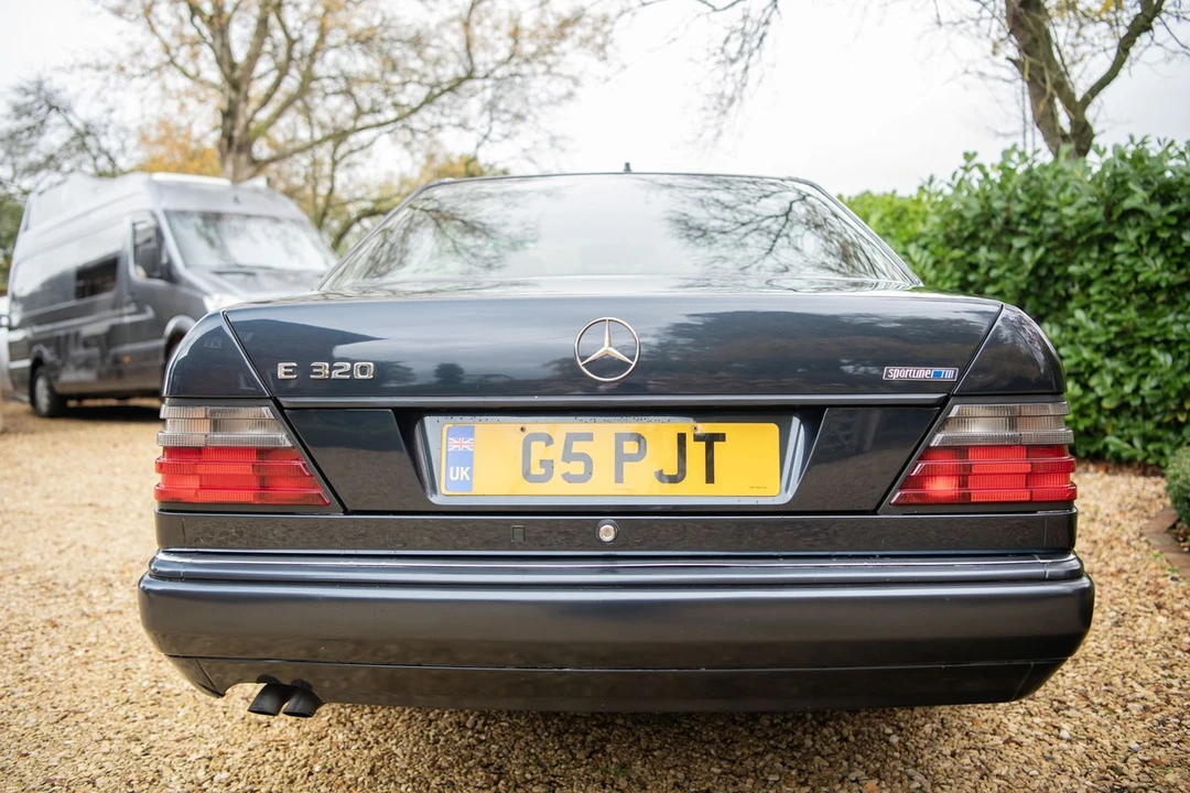1996 Mercedes-Benz W124 E-Class - Image 27 of 30