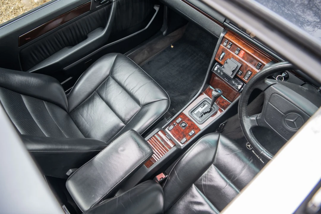 1996 Mercedes-Benz W124 E-Class - Image 14 of 30