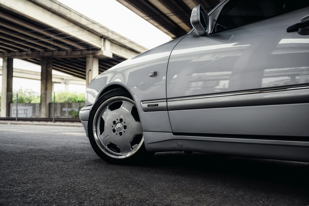 1996 Mercedes-Benz W210 E 36 & E 50 & E 55 & E 60 AMG - Image 14 of 31