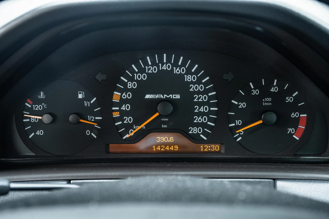 1996 Mercedes-Benz W210 E 36 & E 50 & E 55 & E 60 AMG - Image 28 of 31