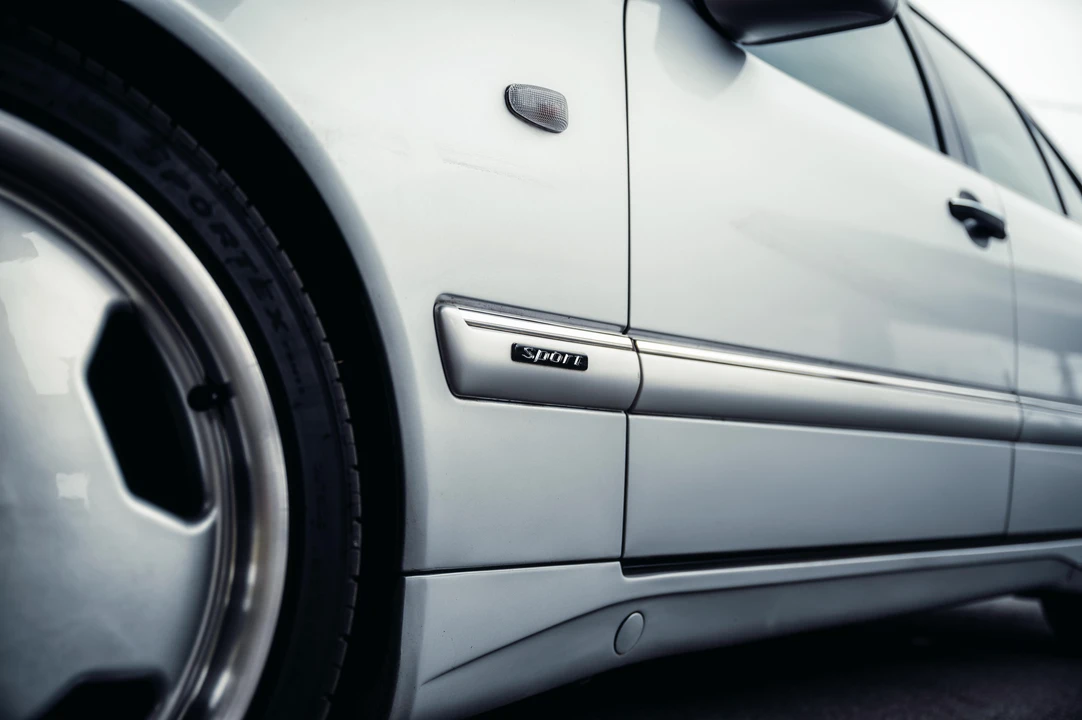 1996 Mercedes-Benz W210 E 36 & E 50 & E 55 & E 60 AMG - Image 15 of 31