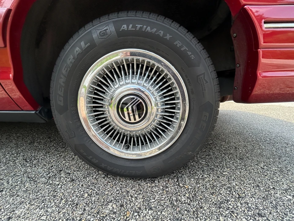 1996 Mercury Grand Marquis - Image 10 of 26