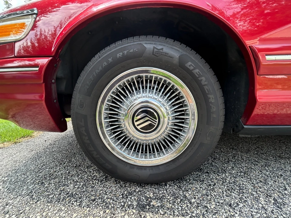 1996 Mercury Grand Marquis - Image 11 of 26