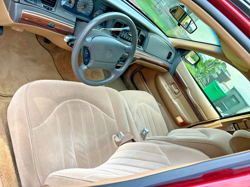 1996 Mercury Grand Marquis - Image 19 of 26