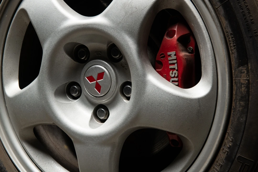 1996 Mitsubishi 3000GT Series 2 - Image 10 of 31