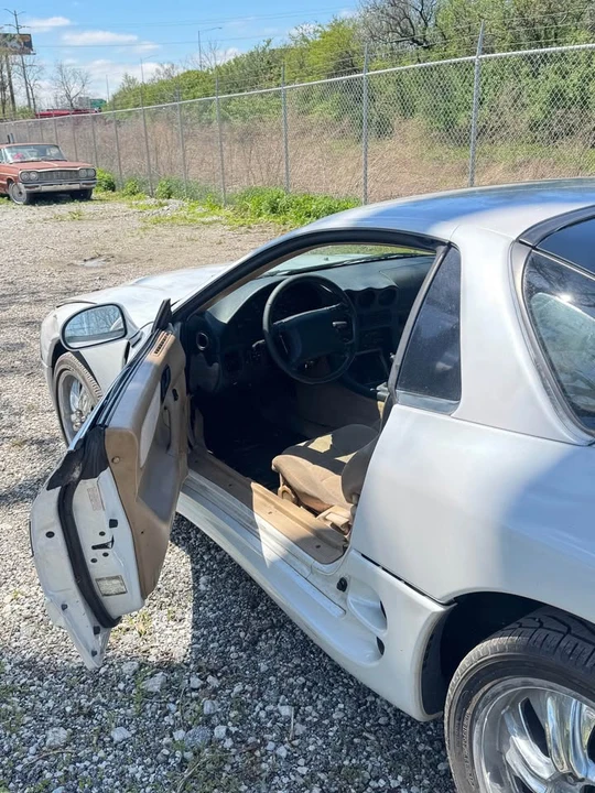 1996 Mitsubishi 3000GT Series 2 - Image 6 of 8