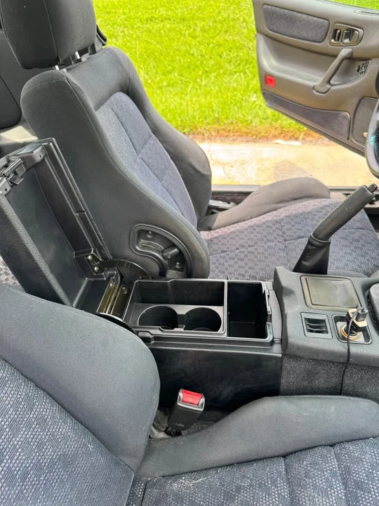 1996 Mitsubishi 3000GT Series 2 - Image 16 of 19