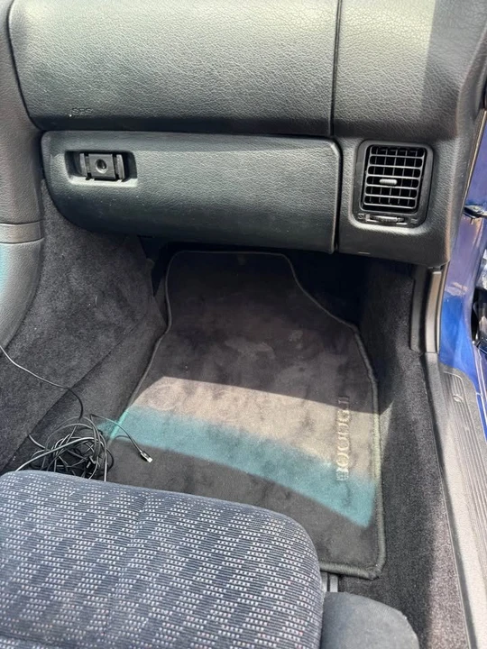 1996 Mitsubishi 3000GT Series 2 - Image 16 of 17