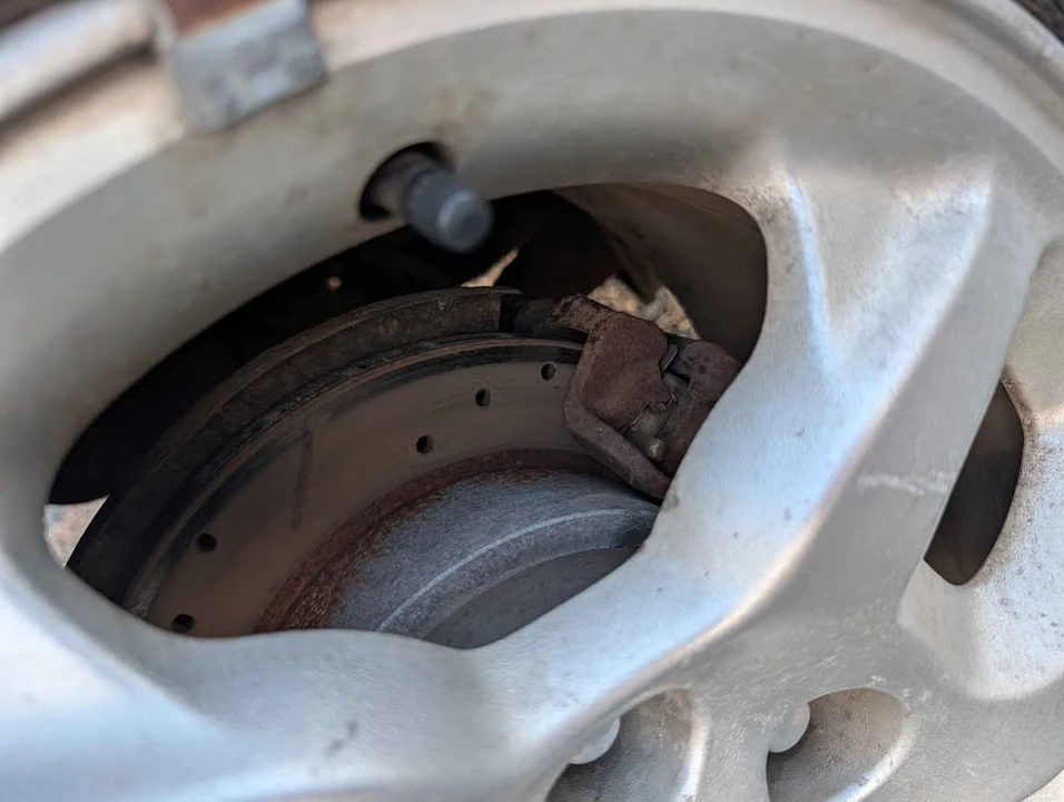 1996 Mitsubishi 3000GT Series 2 - Image 15 of 16