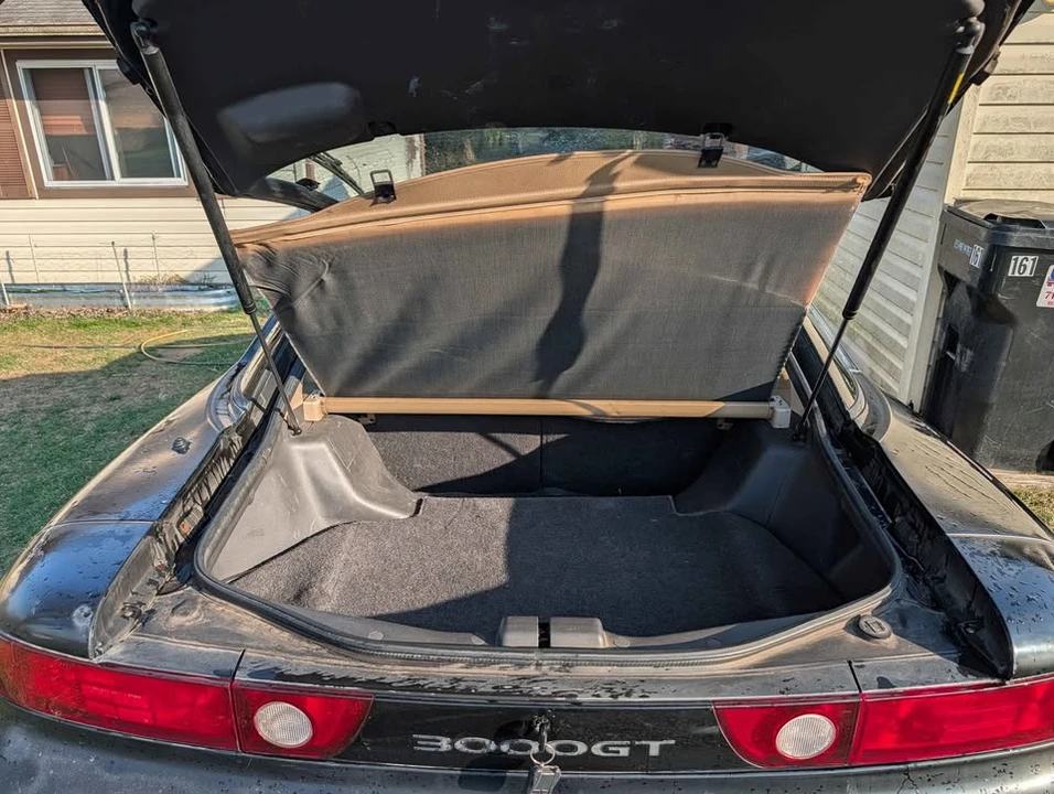 1996 Mitsubishi 3000GT Series 2 - Image 8 of 16