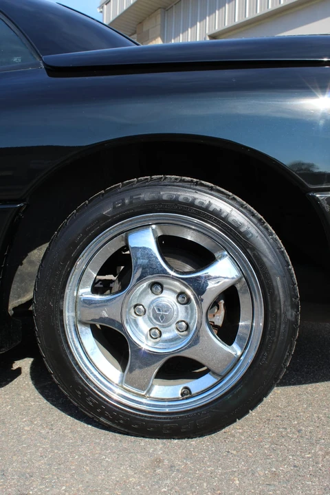 1996 Mitsubishi 3000GT Series 2 - Image 8 of 13