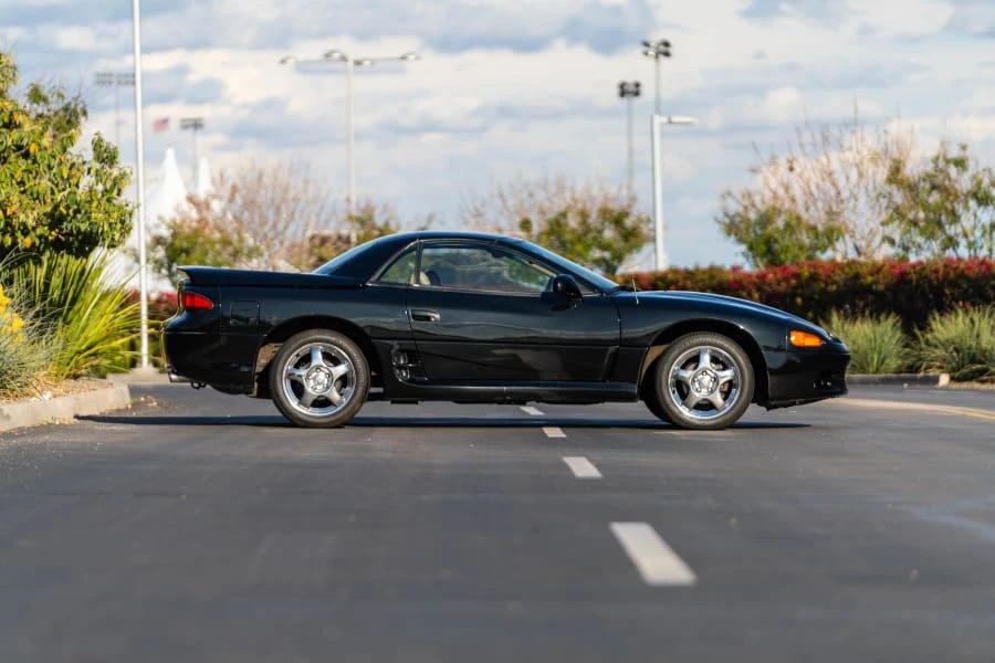 1996 Mitsubishi 3000GT Series 2 - Image 2 of 15
