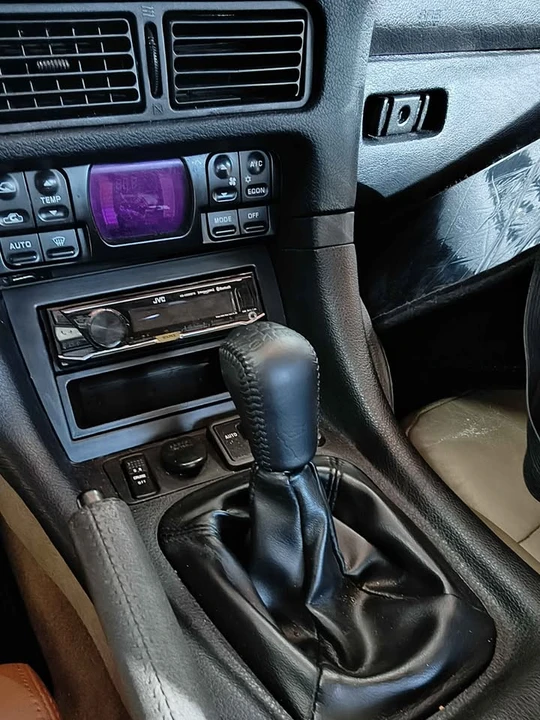 1996 Mitsubishi 3000GT Series 2 - Image 5 of 10