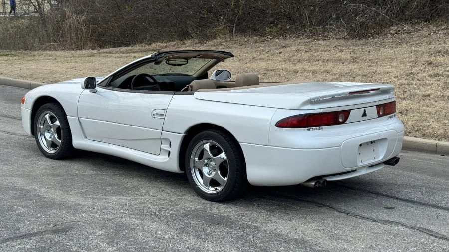 1996 Mitsubishi 3000GT Series 2 - Image 3 of 14