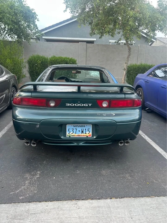 1996 Mitsubishi 3000GT Series 2 - Image 4 of 11
