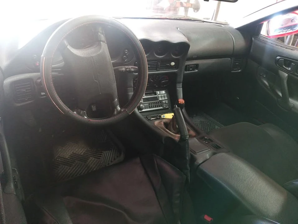 1996 Mitsubishi 3000GT Series 2 - Image 5 of 10