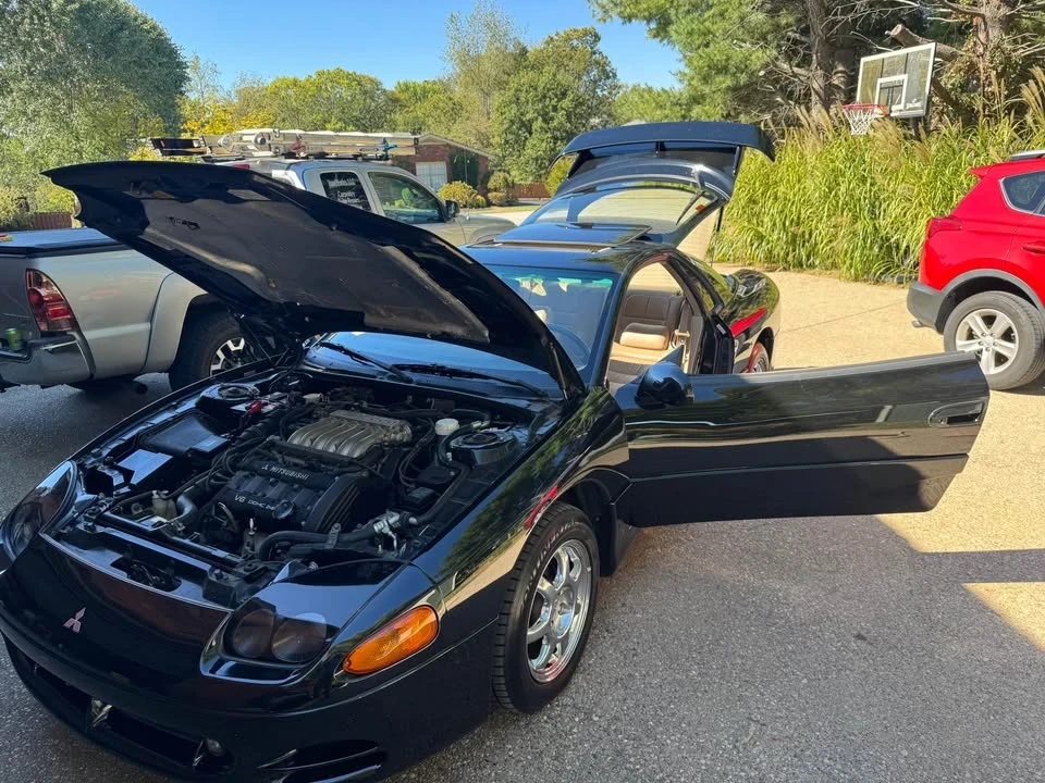 1996 Mitsubishi 3000GT Series 2 - Image 2 of 14