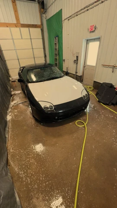 1996 Mitsubishi 3000GT Series 2 - Image 3 of 7