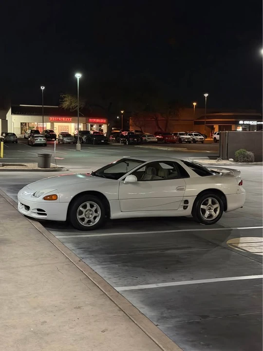 1996 Mitsubishi 3000GT Series 2 - Image 2 of 11
