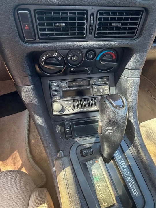 1996 Mitsubishi 3000GT Series 2 - Image 3 of 8