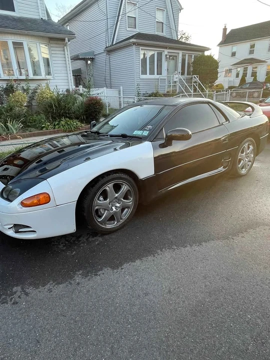 1996 Mitsubishi 3000GT Series 2 - Image 2 of 10