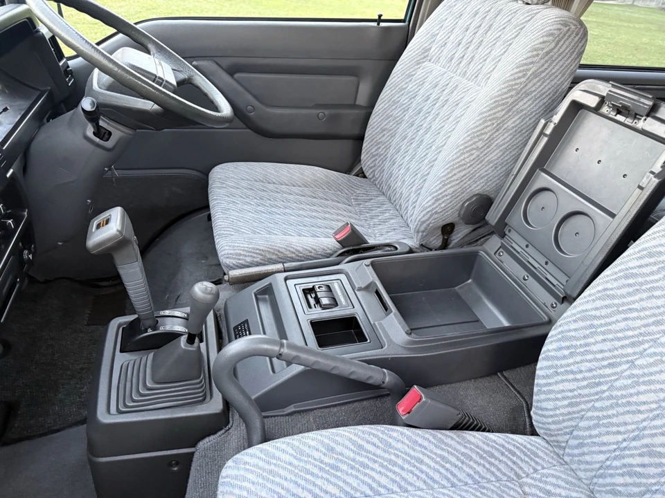 1996 Mitsubishi Delica 4th Gen - Image 20 of 21