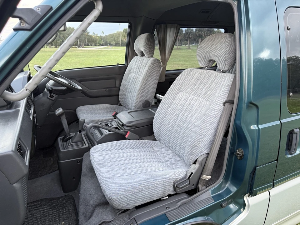 1996 Mitsubishi Delica 4th Gen - Image 17 of 21