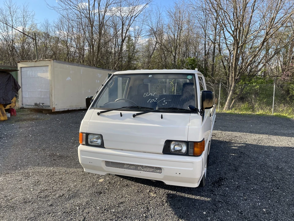 1996 Mitsubishi Delica 4th Gen - Image 13 of 31
