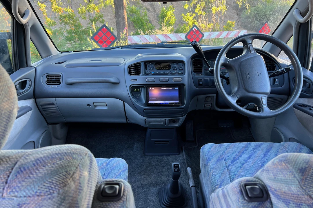 1996 Mitsubishi Delica 4th Gen - Image 20 of 31