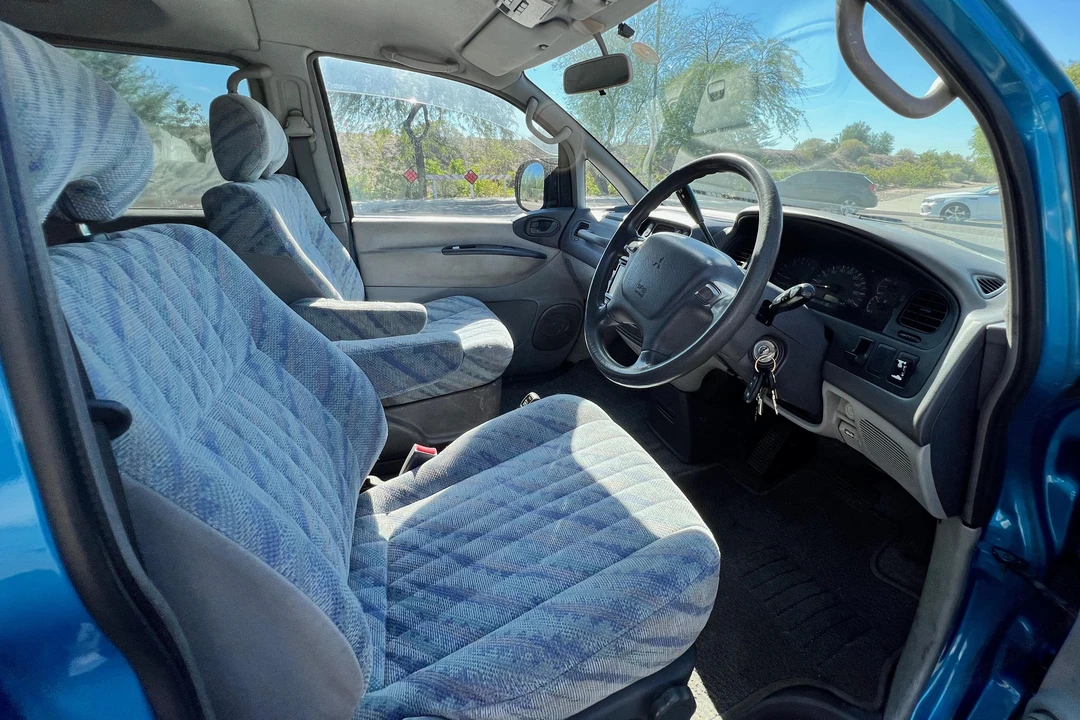 1996 Mitsubishi Delica 4th Gen - Image 21 of 31