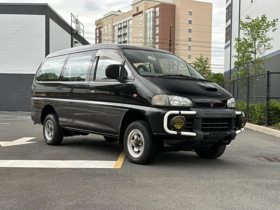 1996 Mitsubishi Delica 4th Gen - Image 15 of 31