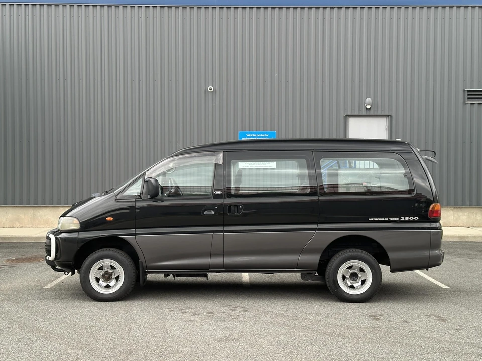1996 Mitsubishi Delica 4th Gen - Image 28 of 31