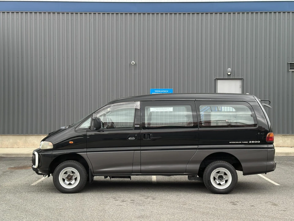 1996 Mitsubishi Delica 4th Gen - Image 27 of 31