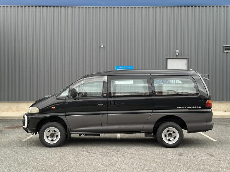 1996 Mitsubishi Delica 4th Gen - Image 26 of 31