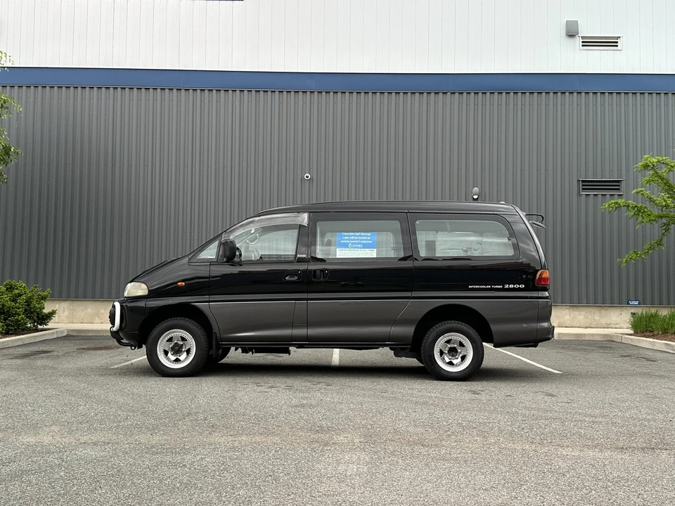 1996 Mitsubishi Delica 4th Gen - Image 25 of 31