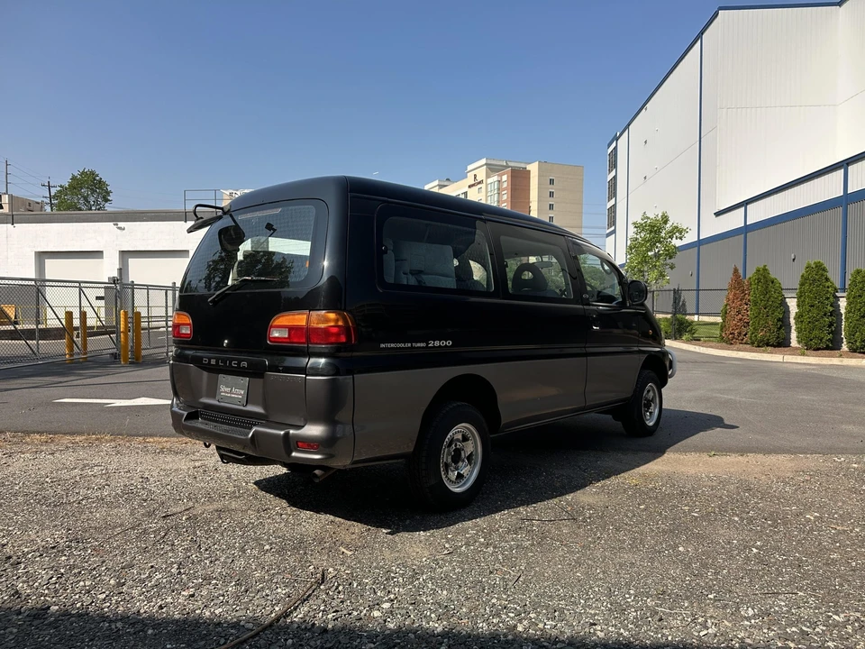 1996 Mitsubishi Delica 4th Gen - Image 20 of 31