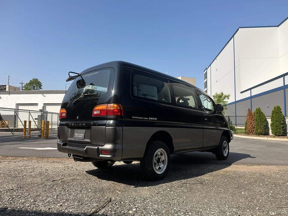 1996 Mitsubishi Delica 4th Gen - Image 21 of 31
