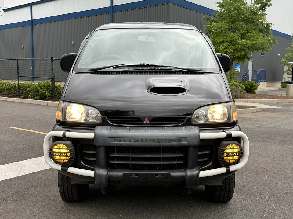 1996 Mitsubishi Delica 4th Gen - Image 7 of 31