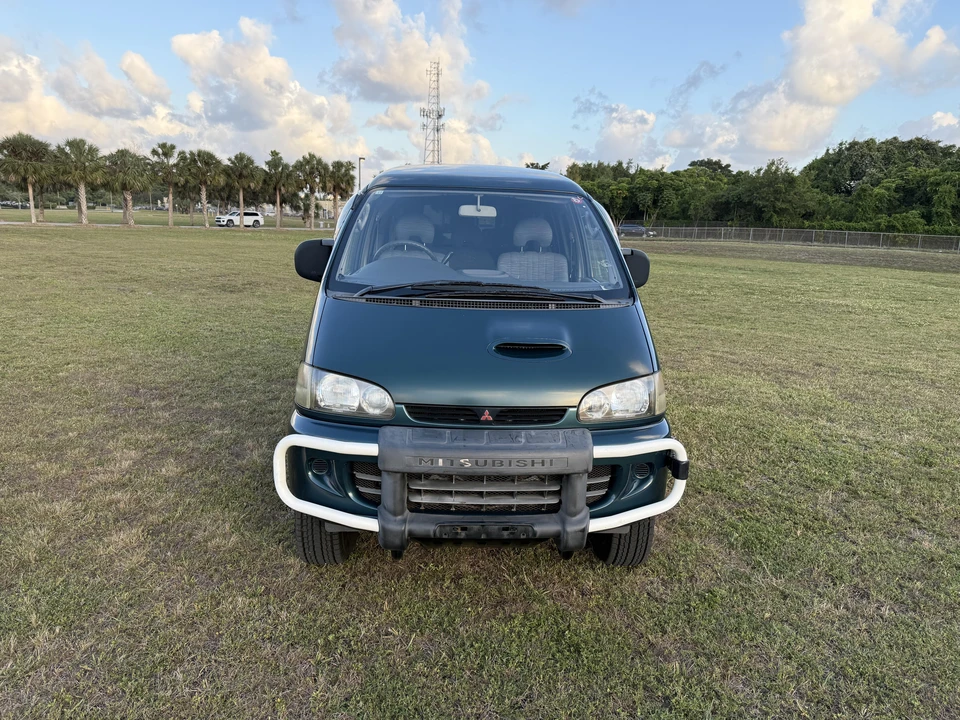 1996 Mitsubishi Delica 3rd Gen - Image 18 of 31