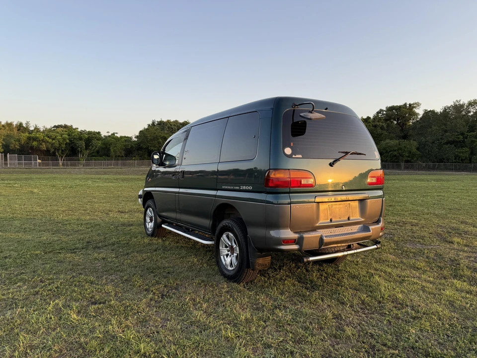 1996 Mitsubishi Delica 3rd Gen - Image 23 of 31