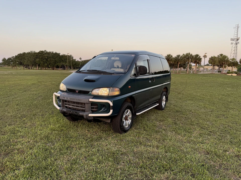 1996 Mitsubishi Delica 3rd Gen - Image 20 of 31