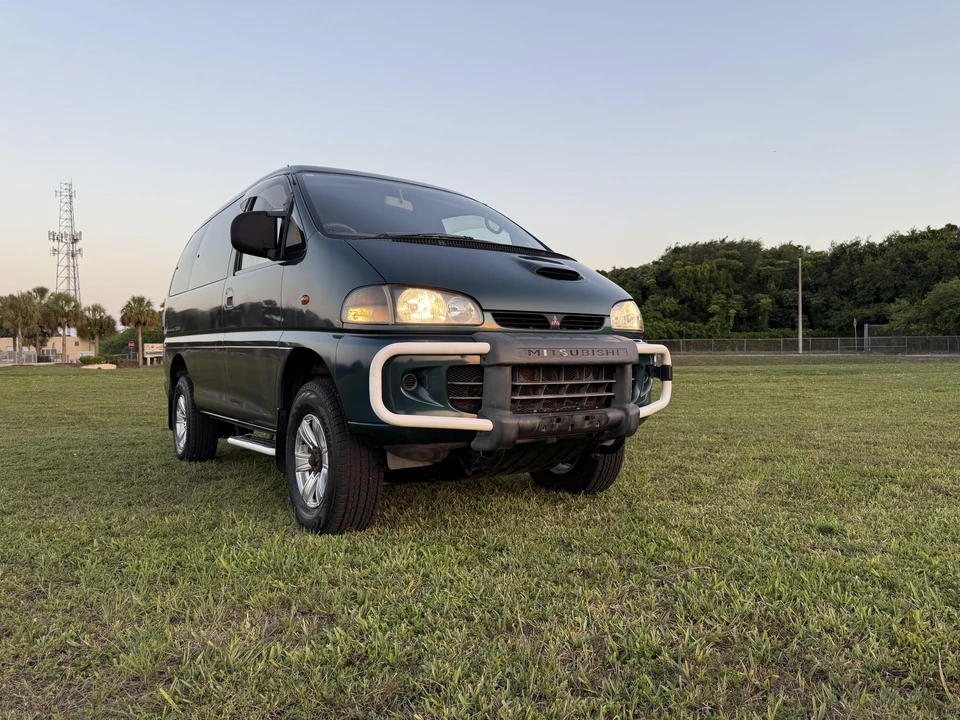 1996 Mitsubishi Delica 3rd Gen - Image 26 of 31