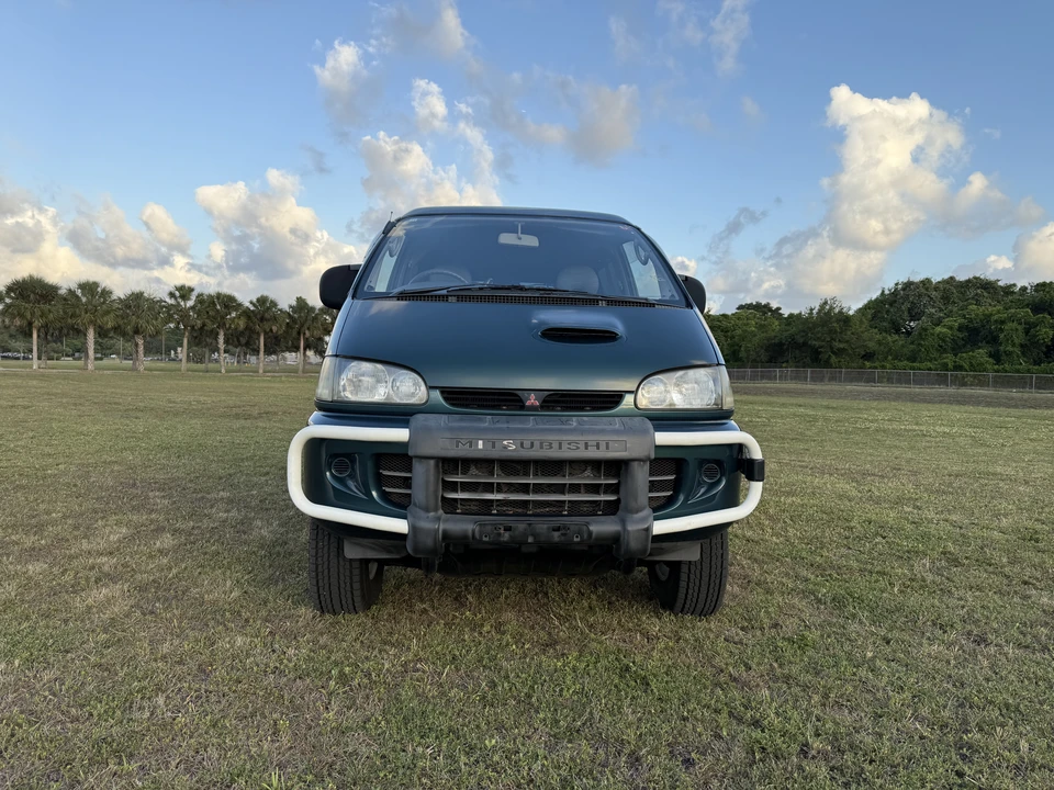 1996 Mitsubishi Delica 3rd Gen - Image 19 of 31