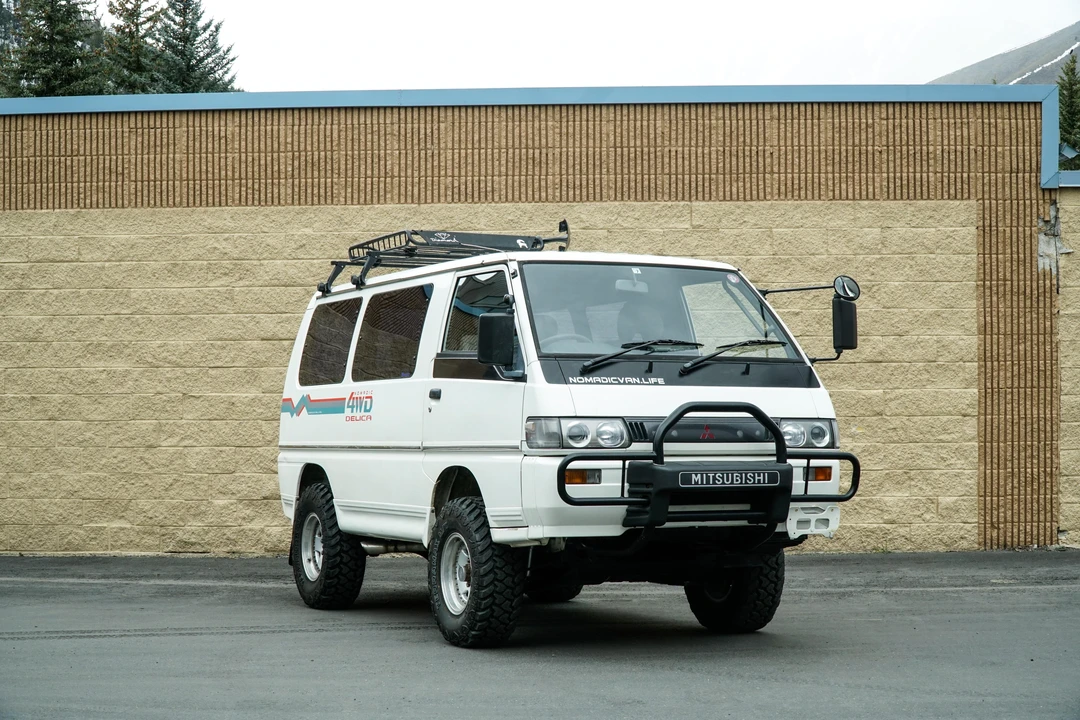 1996 Mitsubishi Delica 4th Gen - Image 23 of 31