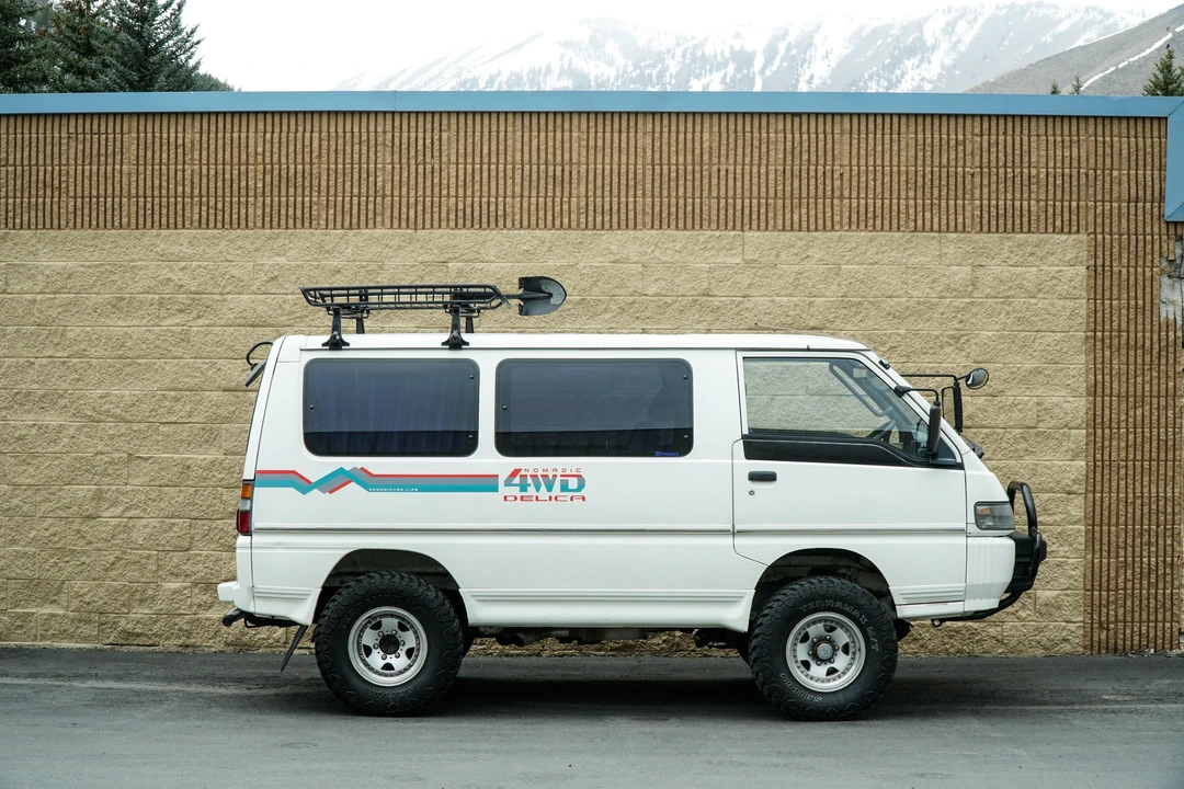 1996 Mitsubishi Delica 4th Gen - Image 18 of 31