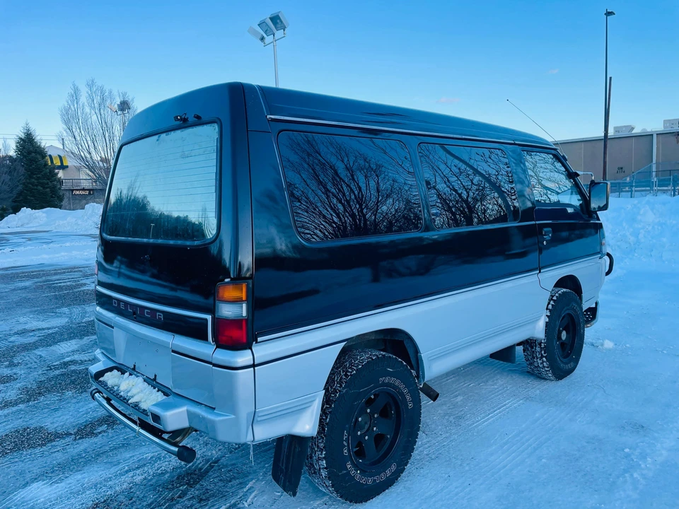 1996 Mitsubishi Delica 3rd Gen - Image 20 of 31