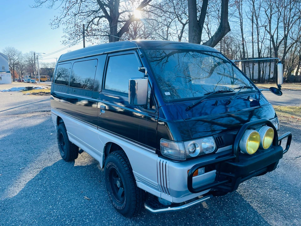1996 Mitsubishi Delica 3rd Gen - Image 27 of 31