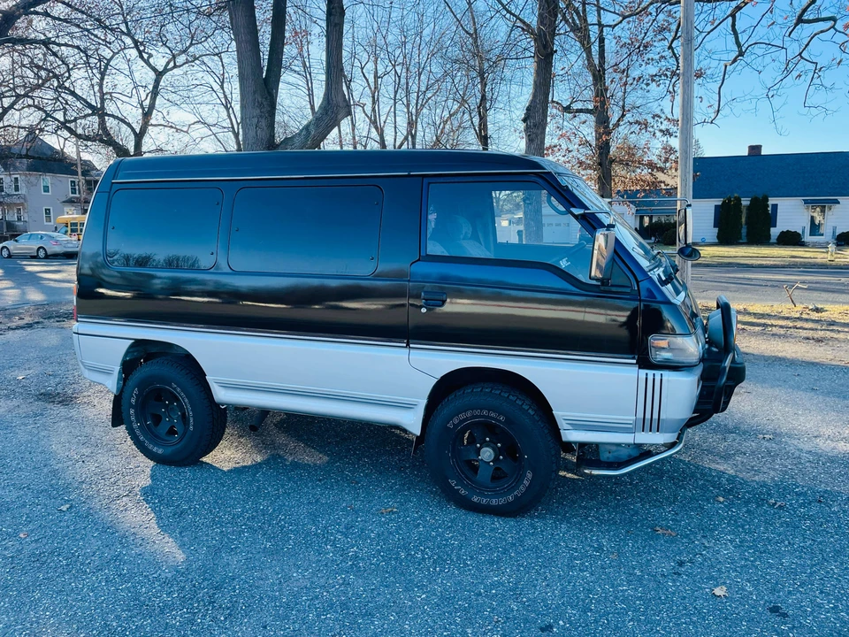 1996 Mitsubishi Delica 3rd Gen - Image 21 of 31