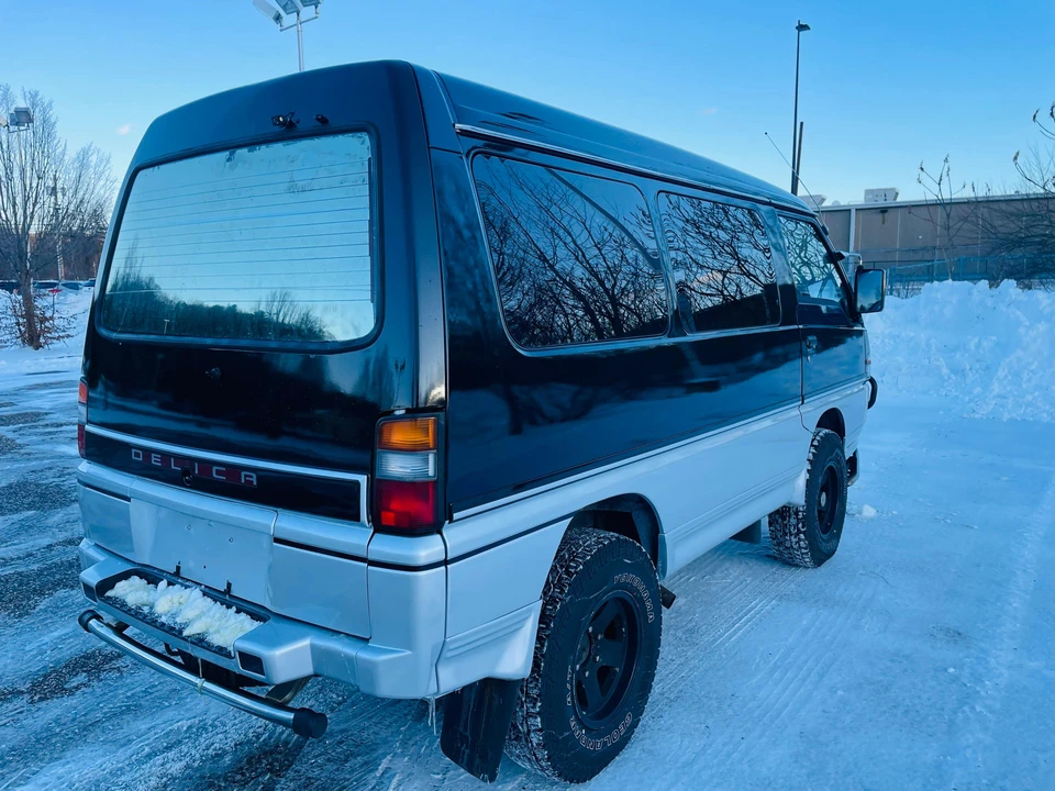 1996 Mitsubishi Delica 3rd Gen - Image 19 of 31