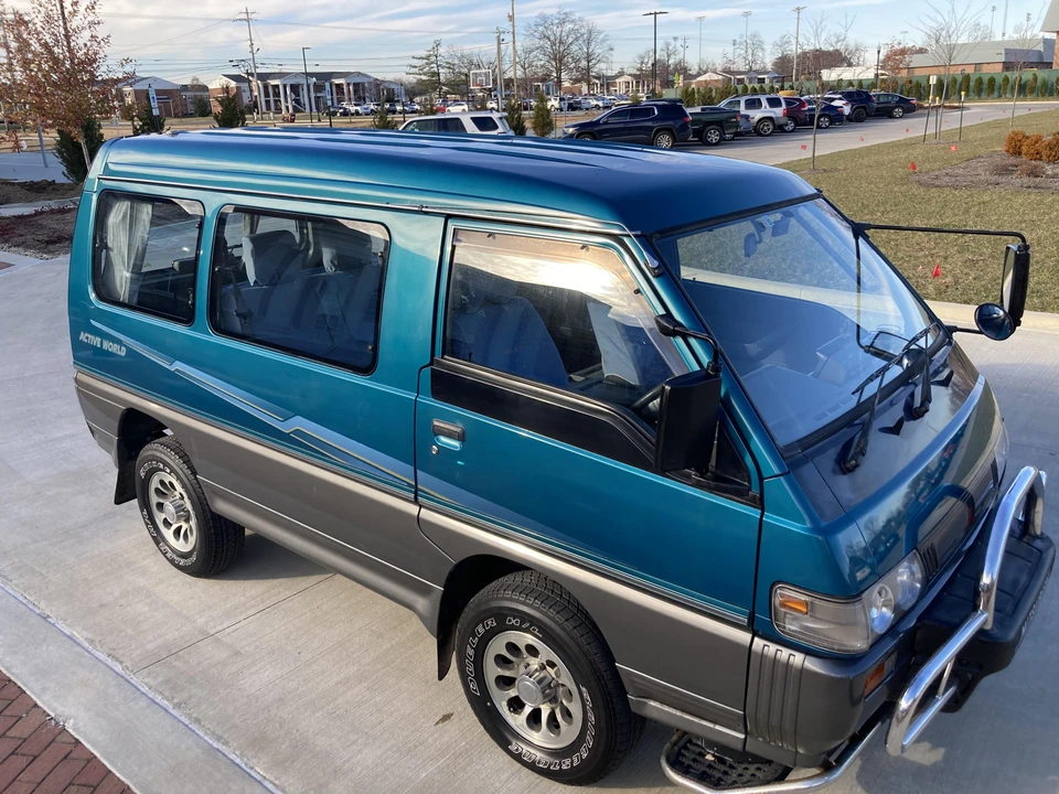 1993 Mitsubishi Delica 4th Gen - Image 17 of 31